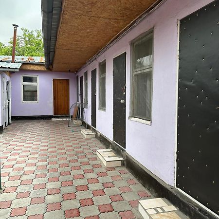 Dos Guesthouse Bișkek Exterior foto