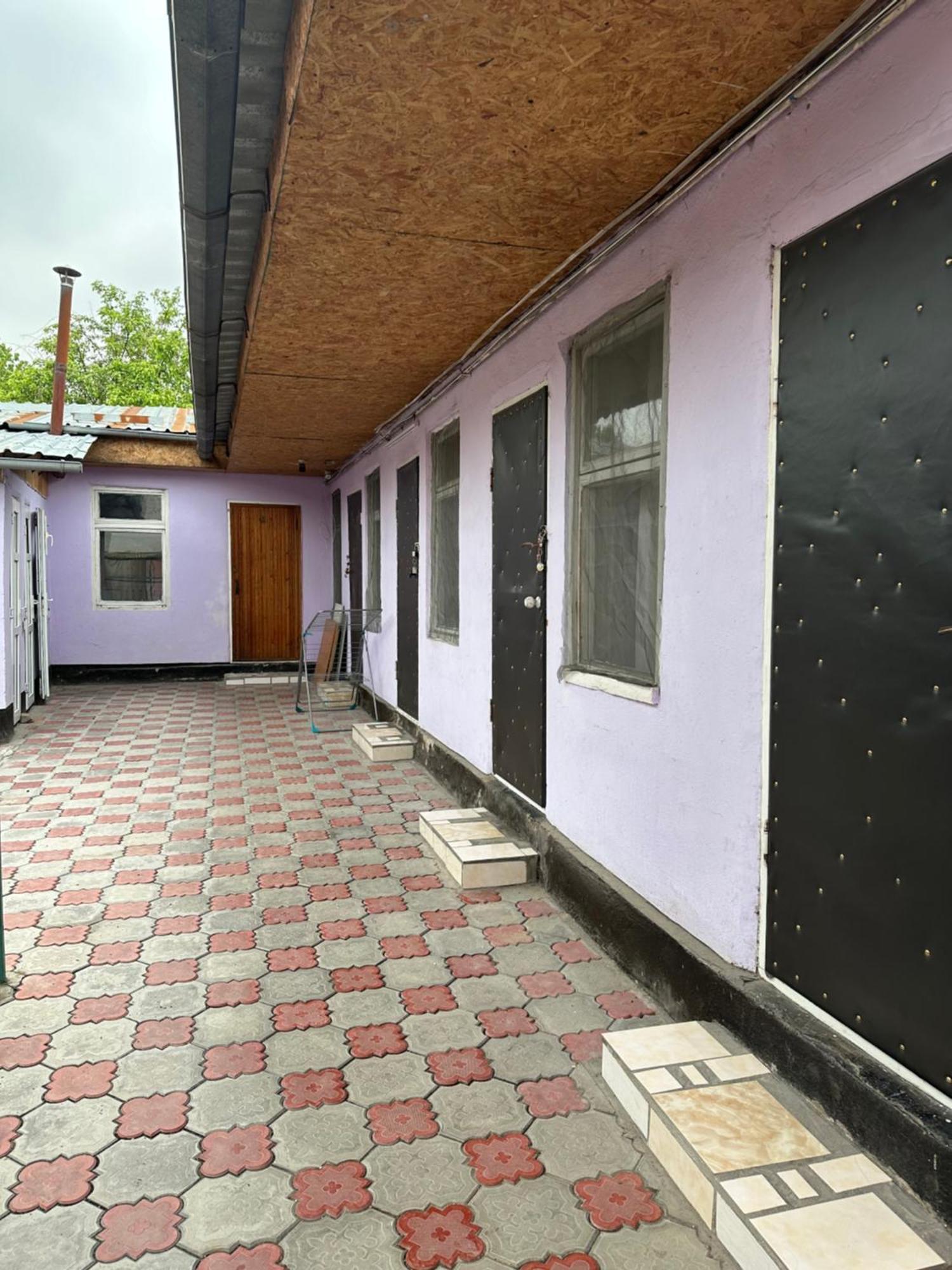 Dos Guesthouse Bișkek Exterior foto